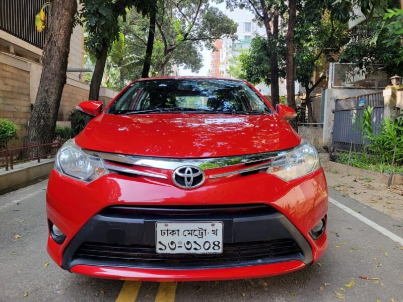 Toyota Yaris-2014